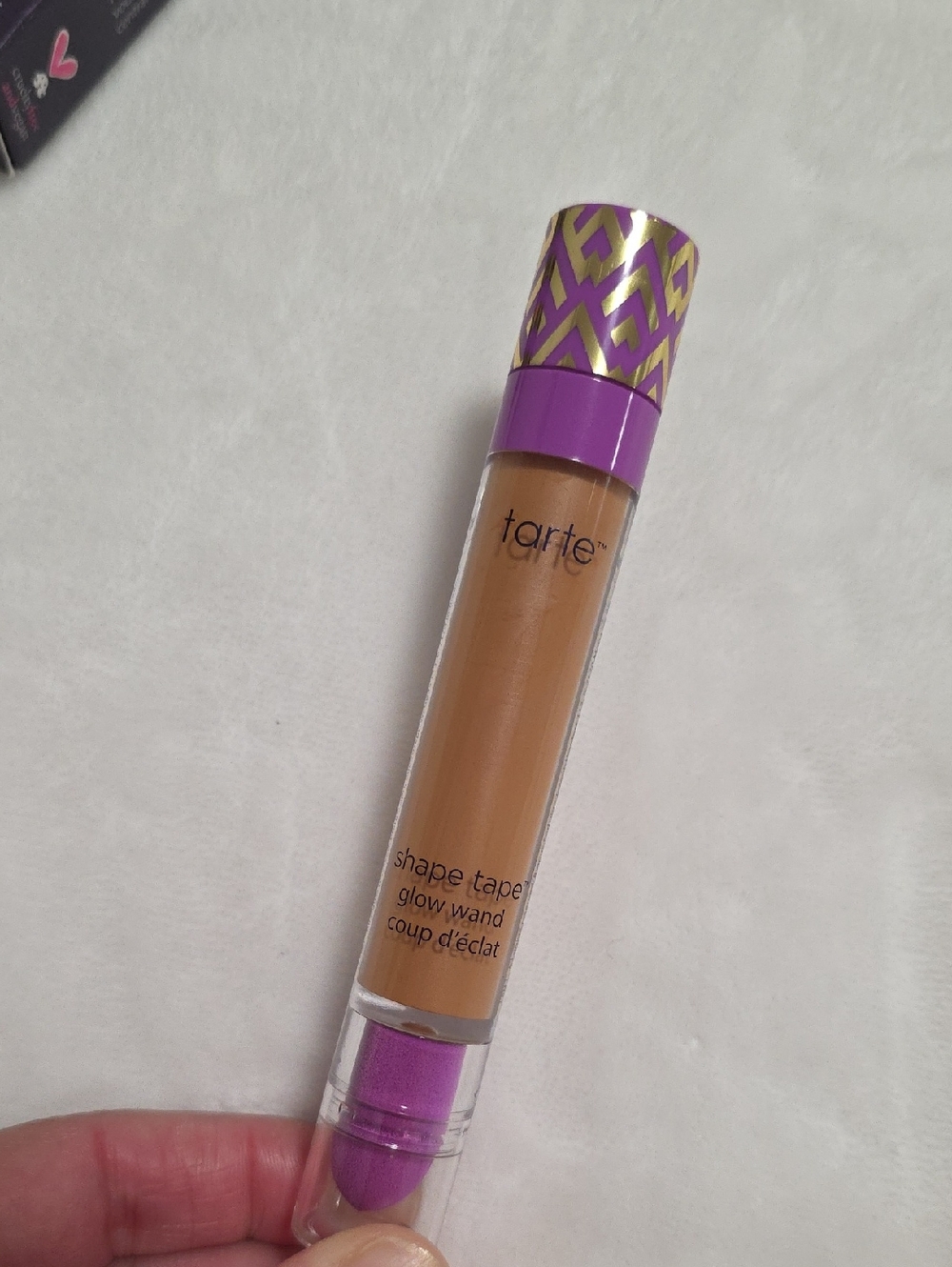 NIB Tarte Shape Tape Glow Wand Liquid Highlighter in Auroral - Picture 5 of 10
